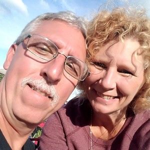 Meet your Posher, Sam jan